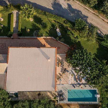 Fagias Villa Vrisi מראה חיצוני תמונה