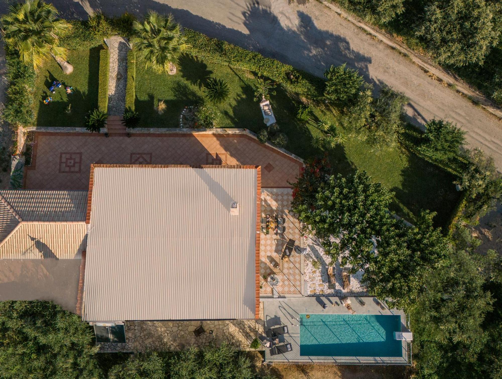 Fagias Villa Vrisi מראה חיצוני תמונה
